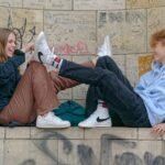 couple, teen, wall